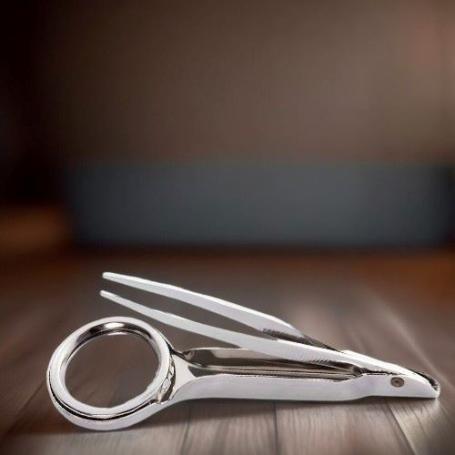 pincet met vergrootglas